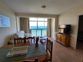 Gran apartamento frente al mar mijas